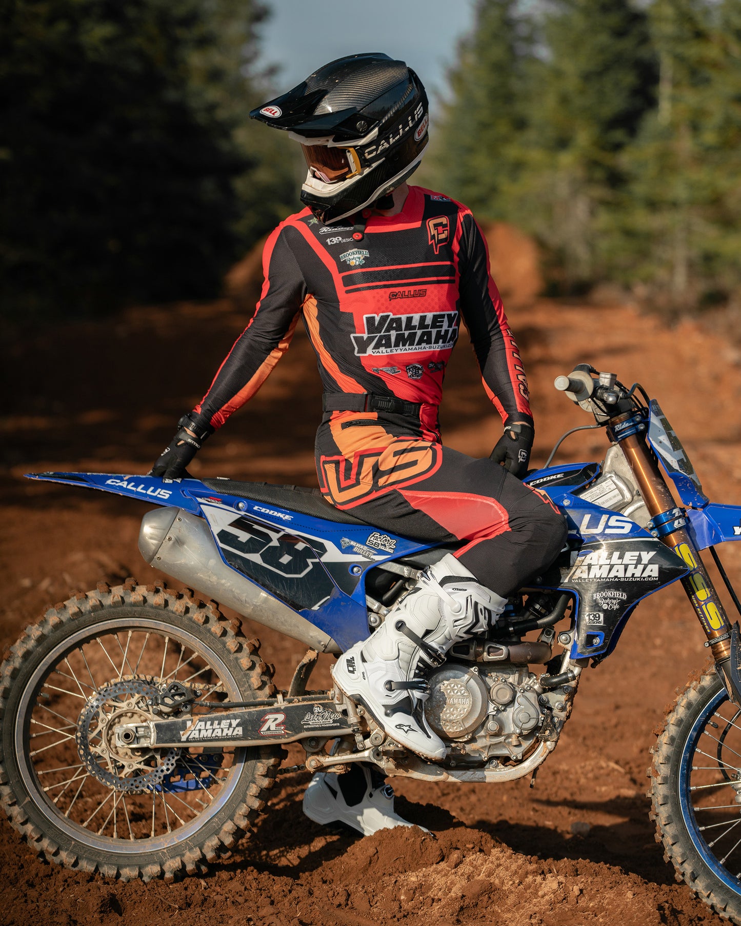 Red/black jersey