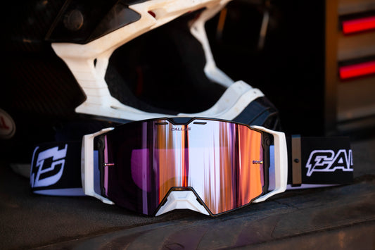 Black/White goggle